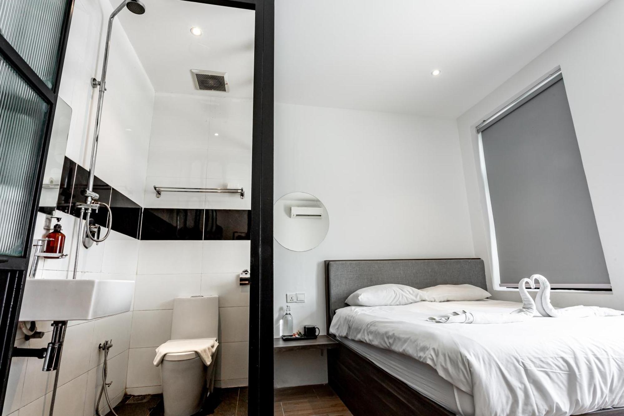 Earnest Hotel